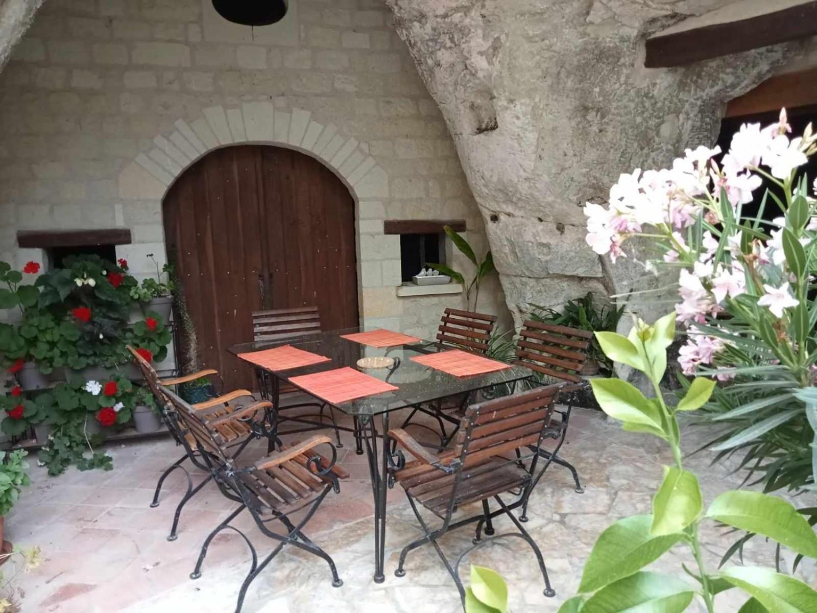 فيلا Esprit Troglo Beaumont-en-Véron المظهر الخارجي الصورة